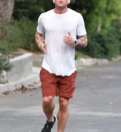 Ryan_Phillippe_-_Out_in_Los_Angeles_02152022_281329.jpg