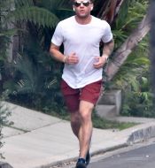 Ryan_Phillippe_-_Out_in_Los_Angeles_02152022_28429.jpg