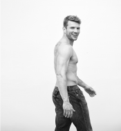 ryan_phillippe-page2.png